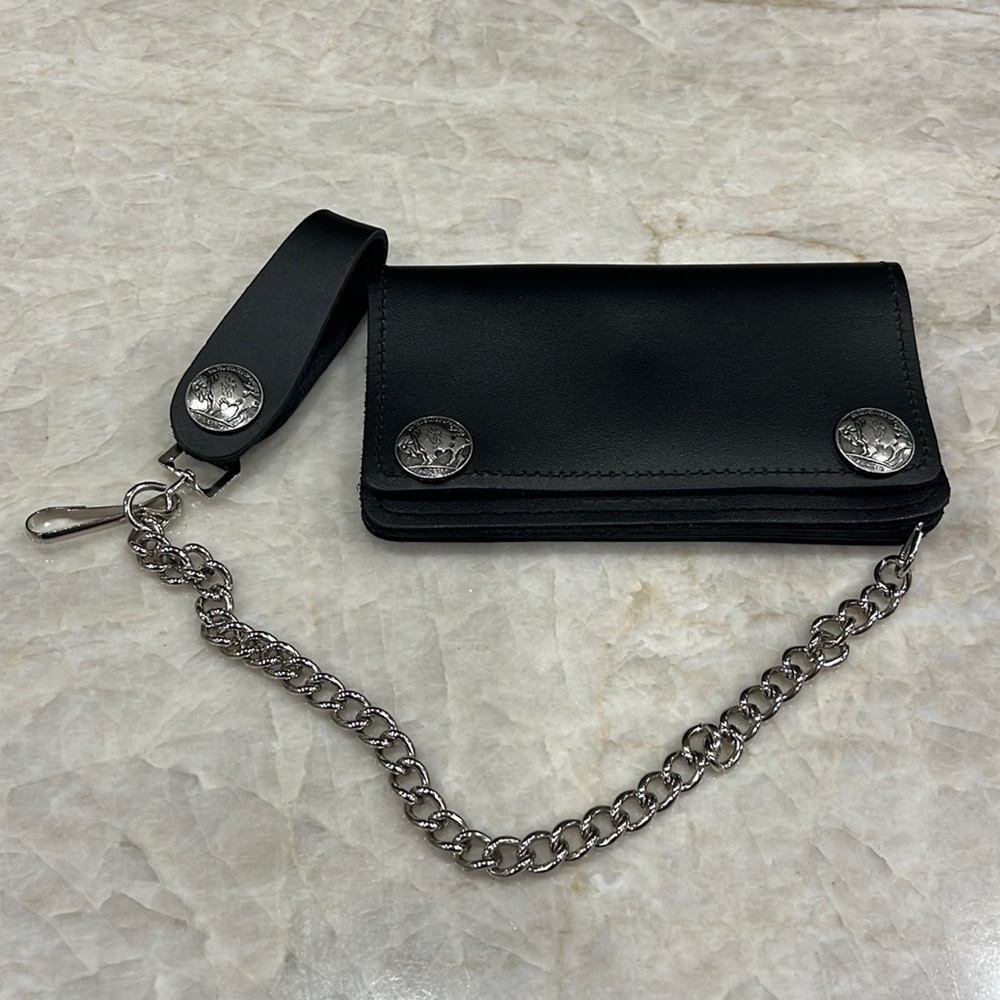 Genuine Leather Wallet with belt chain NWOT